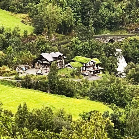 9 Person In Geiranger-by Traum *