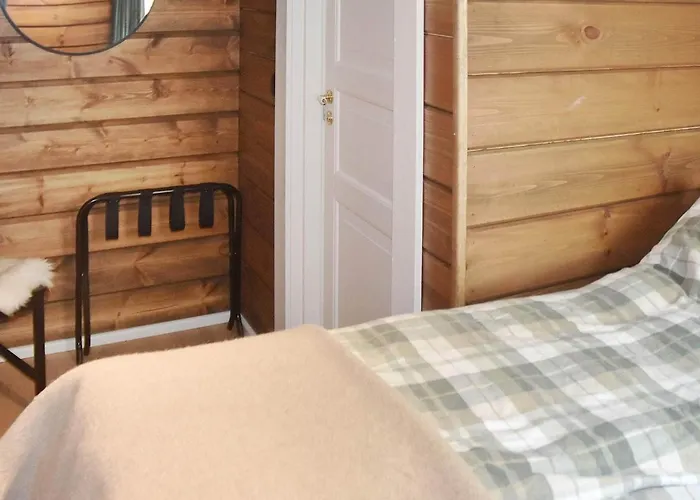 9 Person In Geiranger-by Traum Geiranger