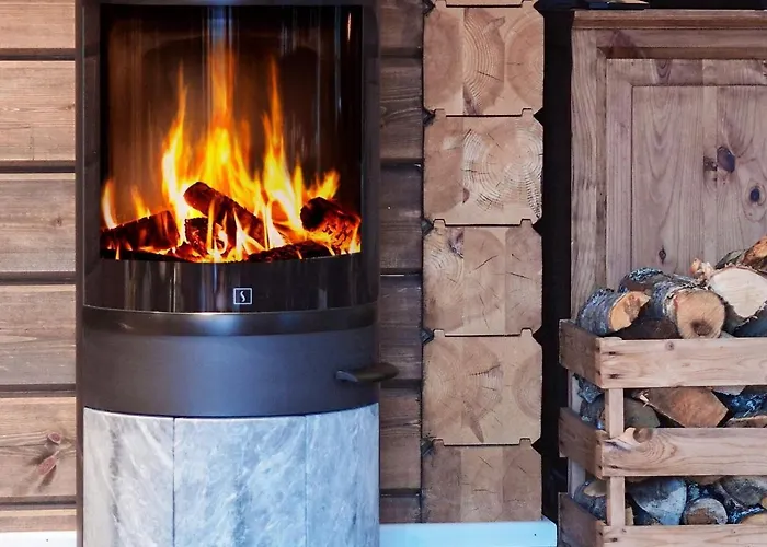 9 Person In Geiranger-by Traum