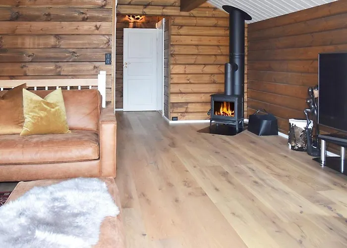 9 Person In Geiranger-by Traum Geiranger