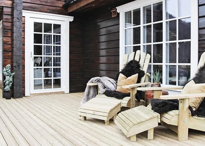 9 Person In Geiranger-by Traum *